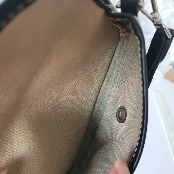 Dooney & Bourke Wristlet - Picture 3 of 8